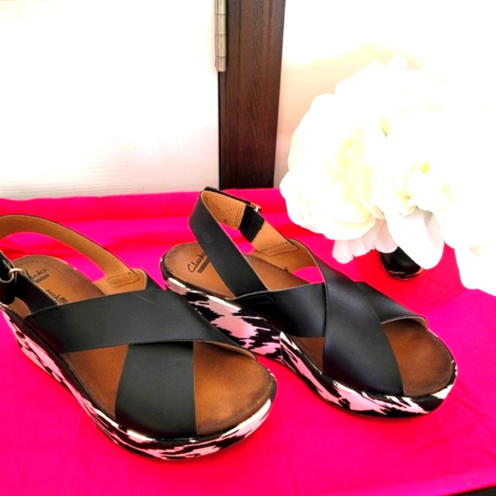 Clark's Stasha Wedge Sandal size 7